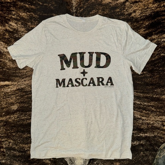 Mud & Mascara T shirt - Picture 1 of 1